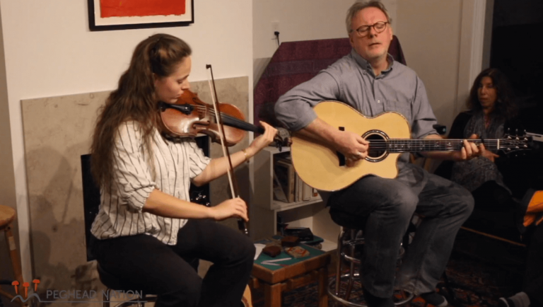 video: Tony McManus and Julia Toaspern: “Bonnie Jean”