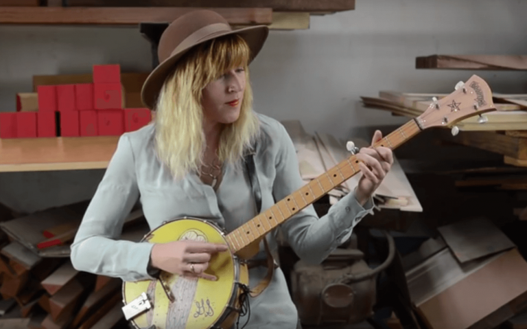 article: Deering Wood Room Sessions | Gayle Skidmore