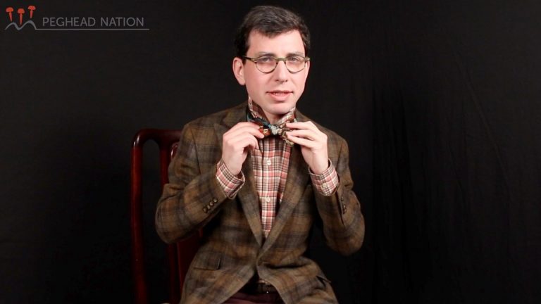 video: Aaron Weinstein: How to Tie a Bow Tie